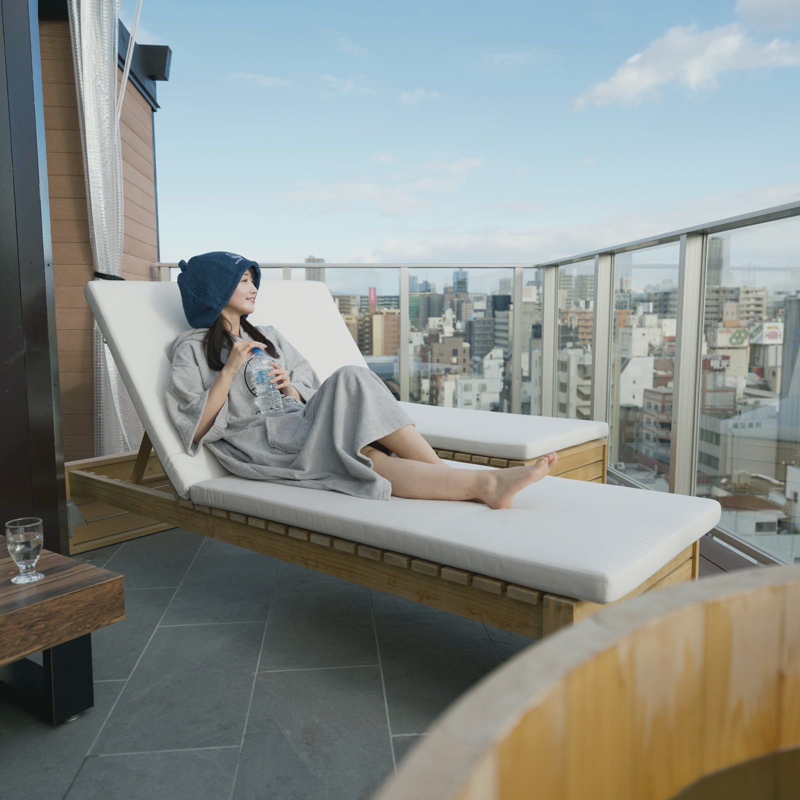 DOTONBORI SAUNA ポンチョ